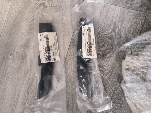 Правое крепление переднего бампера 86552G5000 HYUNDAI