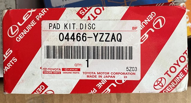 04466YZZAQ TOYOTA Задние тормозные колодки купить в Чернигов