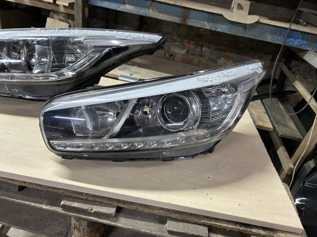 Вставка фары левой 92101A2220 HYUNDAI