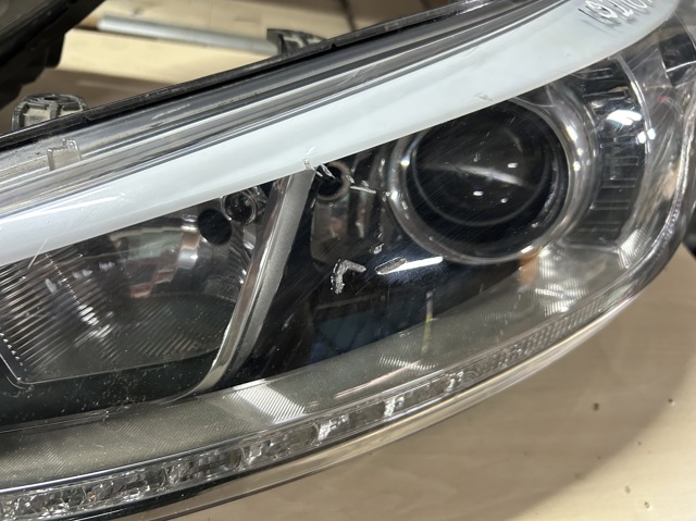 92101A2220 HYUNDAI Левая фара купить в Запорожье