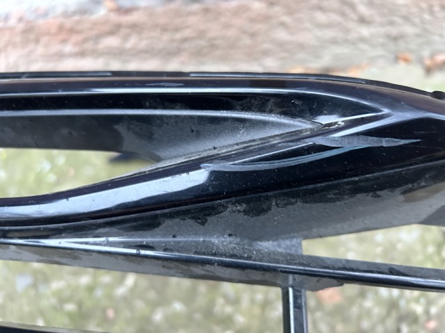 51117385278 BMW Решетка бампера переднего правая купить в Днепр