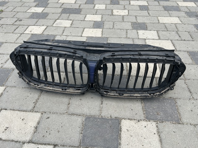 BMW 51747474368 Решетка радиатора в наличии Полтава