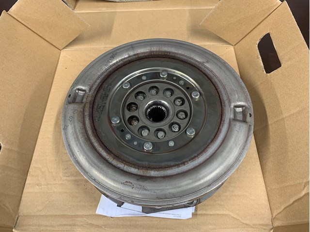 0B5105317T VAG Маховик двигателя купить в Ровно