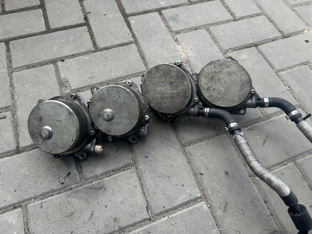 Насос вакуумный 057145100L VAG