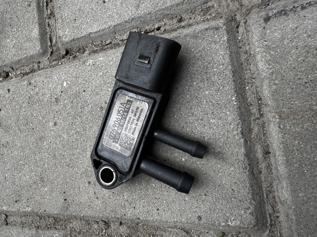 Датчик давления выхлопных газов 076906051A VAG