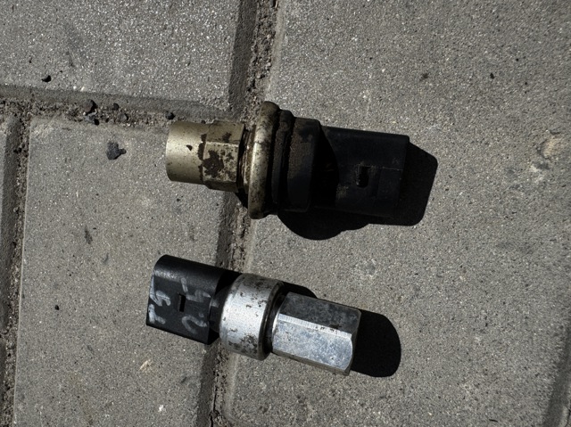 Датчик абсолютного давления кондиционера 1K0959126B VAG