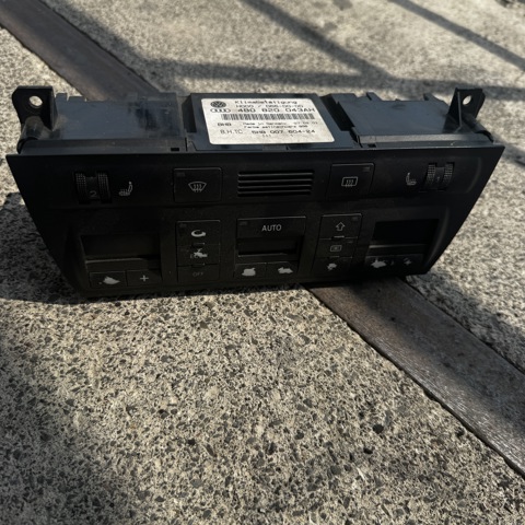 Механизм управления кондиционером 4B0820043AH VAG