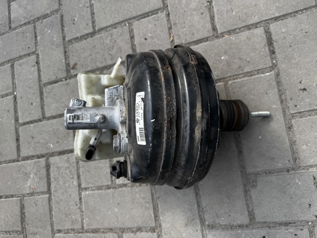 Усилитель тормоза вакуумный 4F0612105F VAG