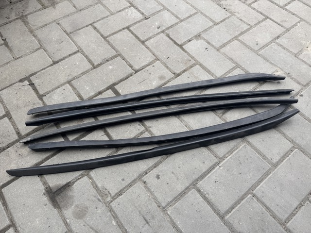 Рама ветрового стекла левая 4F0854327 VAG