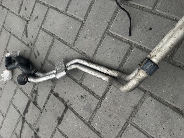 7H0815981B Шланг (патрубок) водяного насоса приемный купить Ужгород