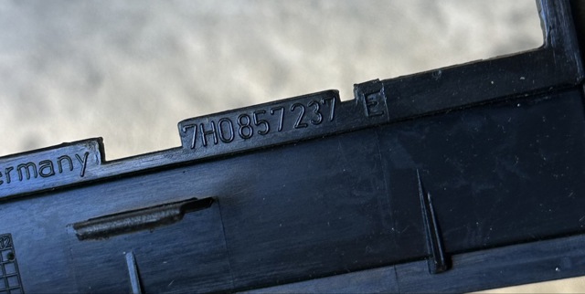 7H0857237E VAG купить в Николаев