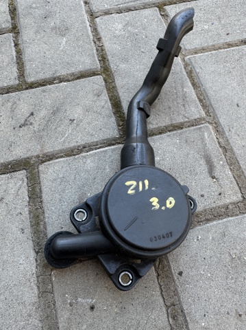 Клапан вентиляции картерных газов Мерседес-бенц С