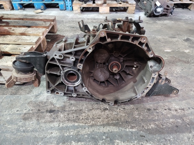 Коробка передач 430003B010 HYUNDAI