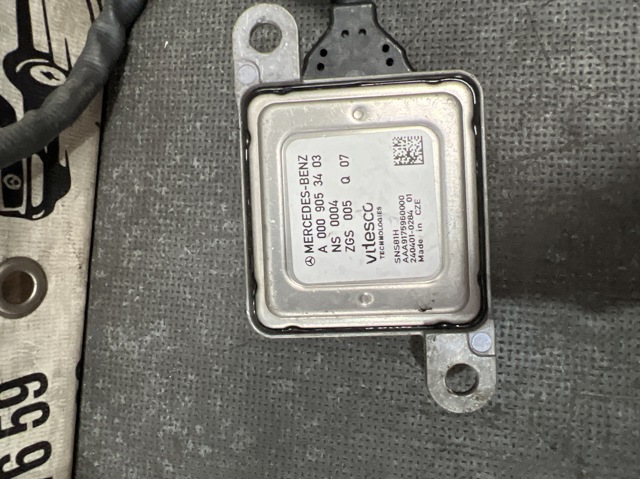 MERCEDES A0009053403 Датчик оксидов азота NOX в наличии Запорожье