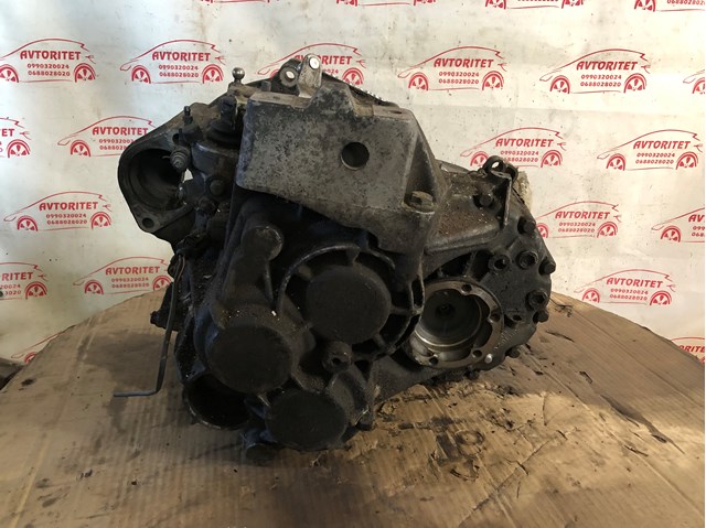 02M301103D VAG Корпус коробки передач АКПП/КПП купить в Николаев