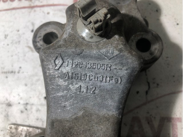 RENAULT 112843505R Подушка (опора) двигателя правая в наличии Николаев