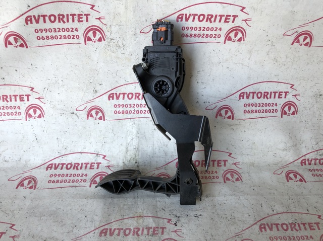 PEUGEOT 1401280480 в наличии Ирпень