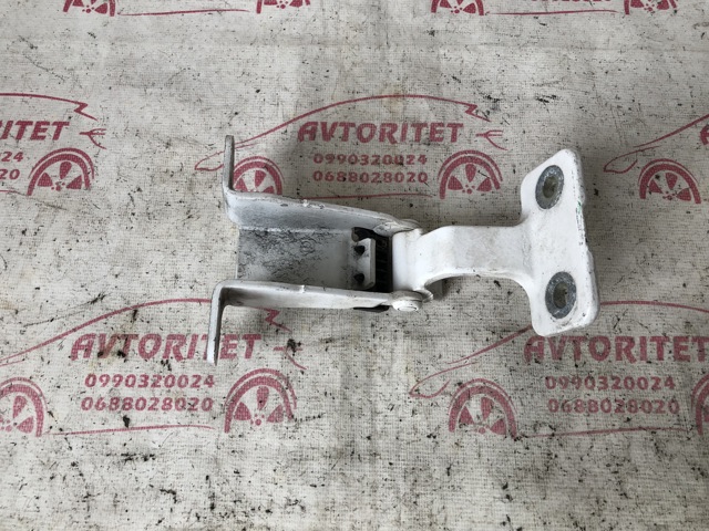 RENAULT 7782508286 Петля двери задней (распашной)  в наличии Запорожье