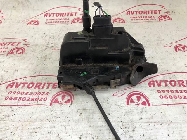 RENAULT 8200027776 Замок водительской двери в наличии Полтава