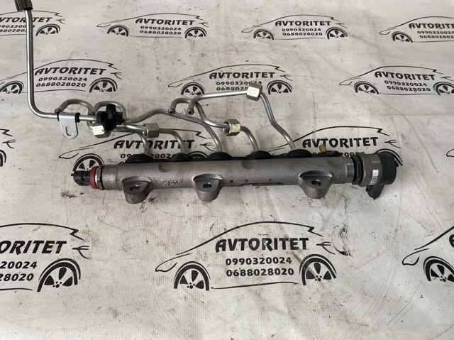 8200842432 RENAULT Распределитель топлива (рампа) купить в Житомир