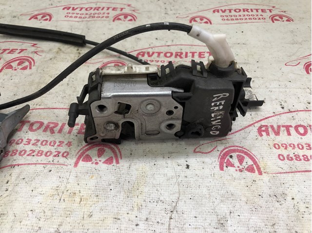 9137N8 PEUGEOT Замок двери боковой сдвижной правой купить в Ровно