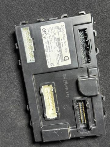 Блок комфорта 284B15SA0A NISSAN