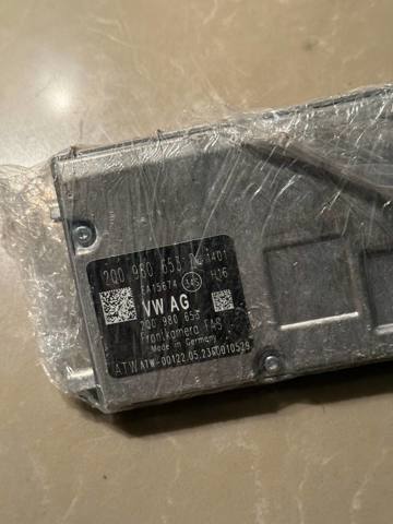 Камера системы обеспечения видимости 2Q0980653D VAG