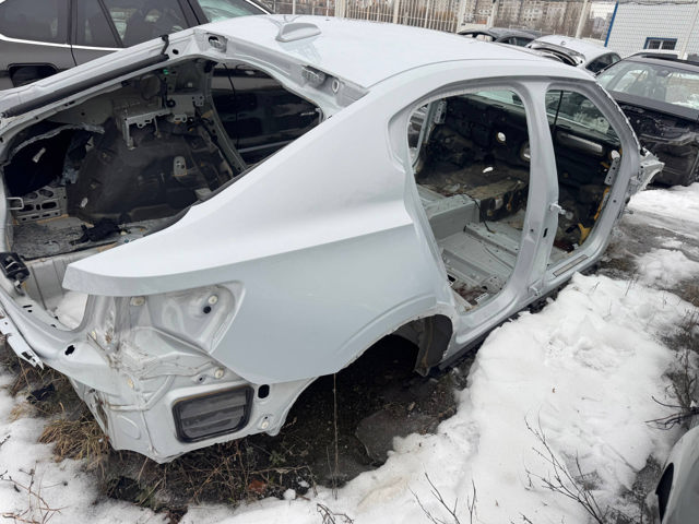 Крыло заднее правое 32234141 VOLVO