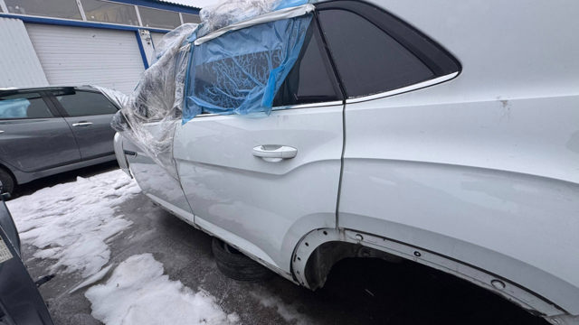 3CM809835 Боковина кузова левая купить Тернополь