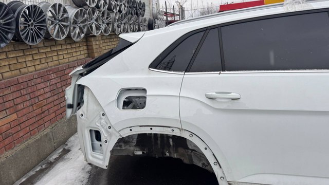 VAG 3CM809844 Боковина кузова правая в наличии Днепр