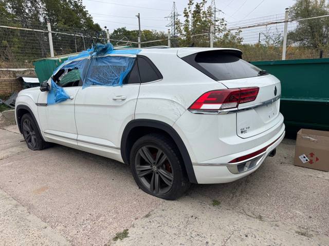 VAG 3CM809844 Боковина кузова правая в наличии Харьков