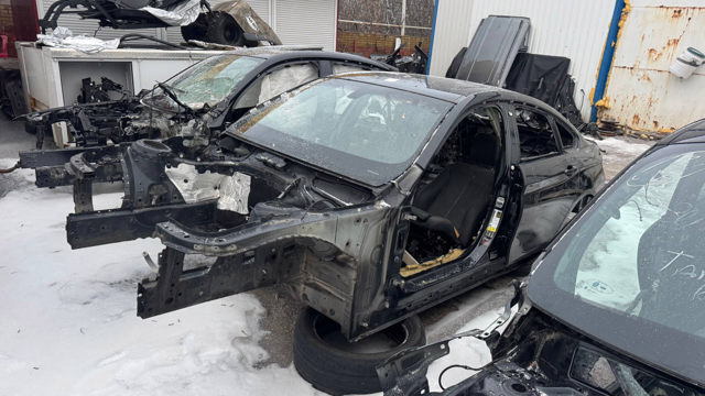 Четверть передняя левая 41007416343 BMW