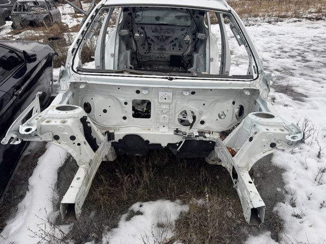 Лонжерон передний правый 41007427782 BMW