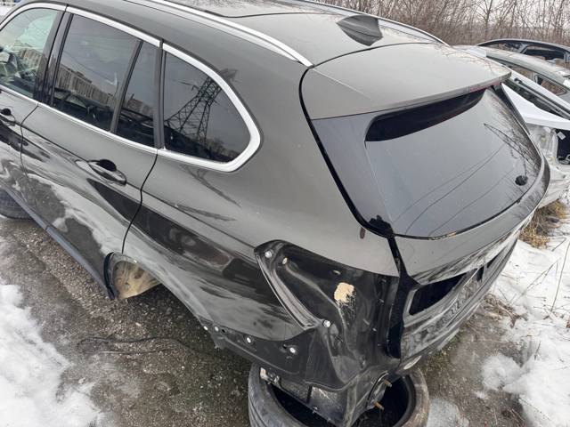 Окно двери задка 51317360535 BMW