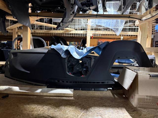 Панель приборная торпеды 51459868813 BMW