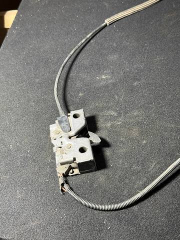 5G1823509D Замок капота купить Запорожье