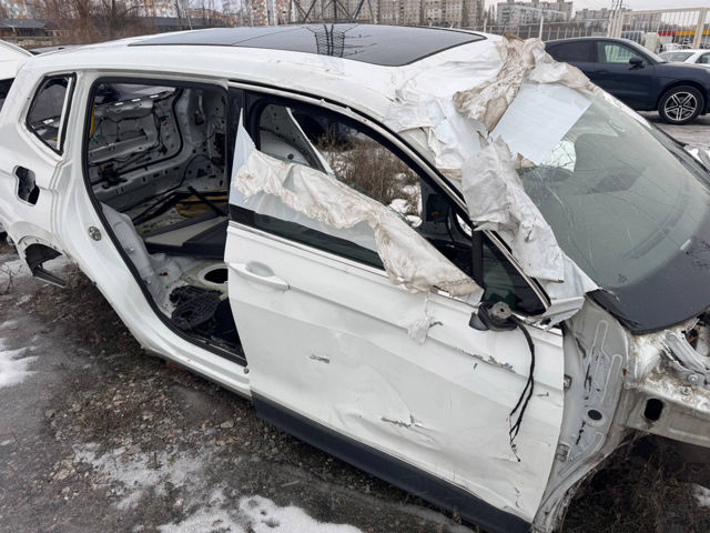 Ремчасть кузова правая 5NL809606C VAG