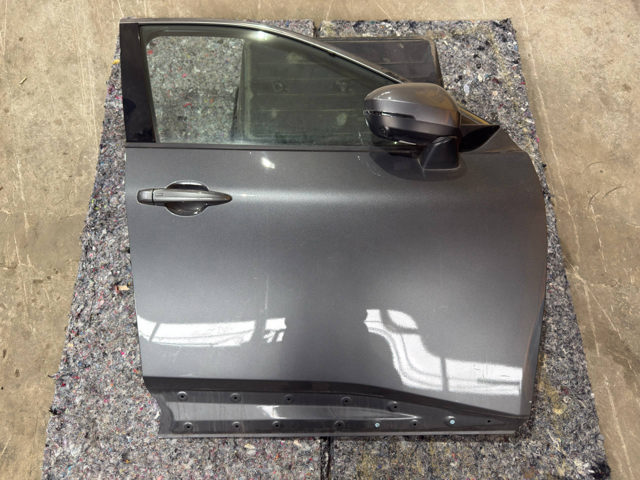Пассажирская передняя дверь 801006RR0A NISSAN
