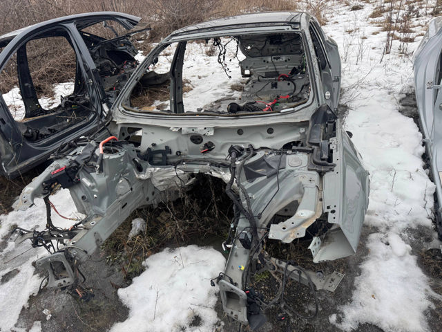 Левый передний лонжерон 8W0803103A VAG