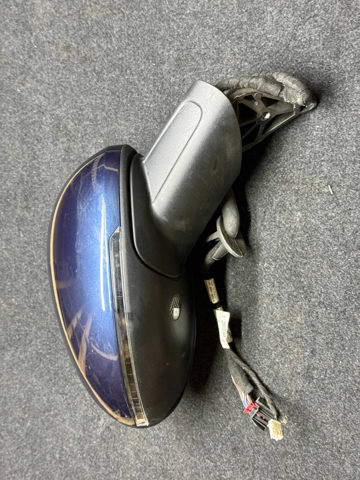 Накладка/крышка зеркала заднего вида, правая 95B857528AG2X PORSCHE
