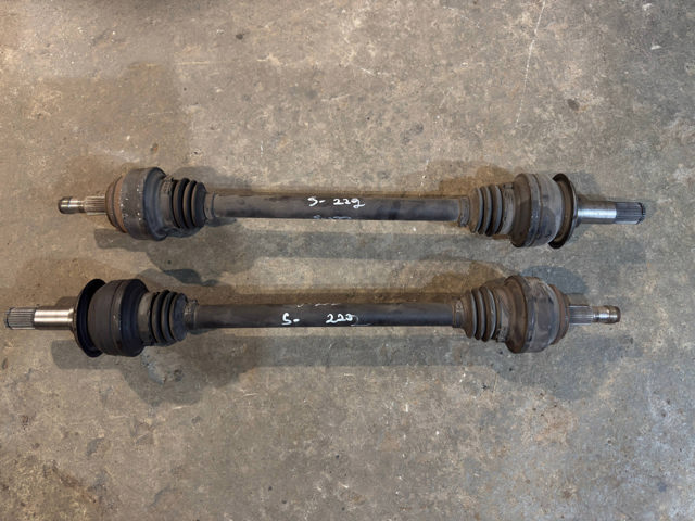 Полуось задняя A2223501505 MERCEDES