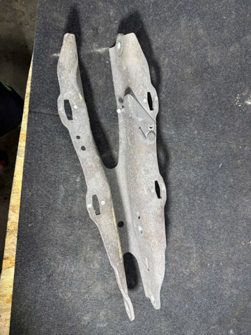 Рычаги задней подвески A2223520202 MERCEDES