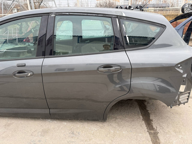 Дверь пассажирская задняя левая DM5Z5824631B FORD