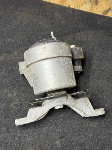 Подушка двигателя HG936F012AB FORD