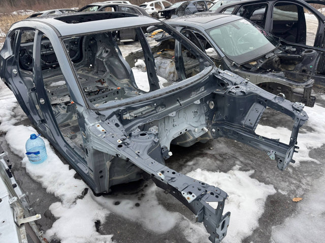 Правый передний лонжерон KB7W5331XA MAZDA