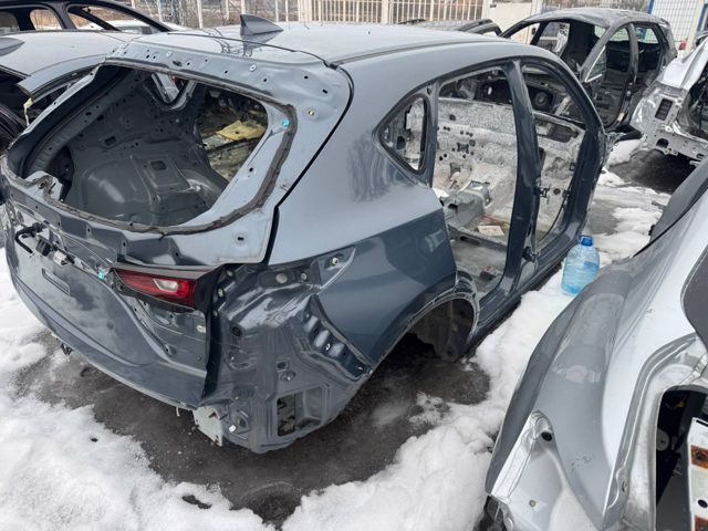 Пол багажника KBYW53750 MAZDA