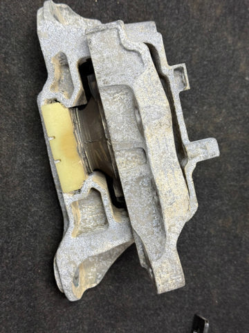 Правая опора ДВС Ford Escape 3