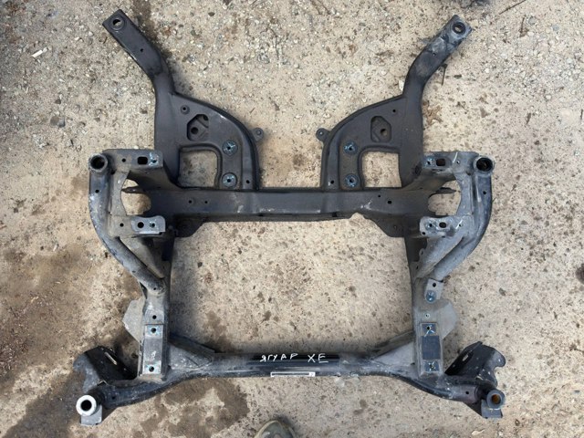 Крабобалка передней подвески T4N13343 JAGUAR