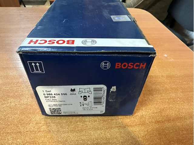 BOSCH 0986424596 Передние тормозные колодки в наличии Николаев