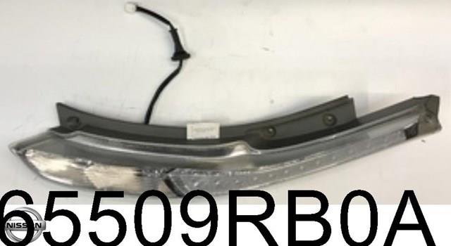 Фонари задние 265509RB0A NISSAN